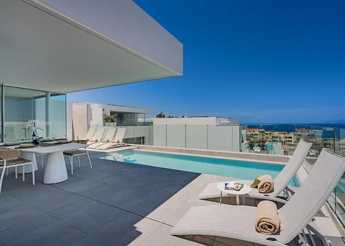 Villa Estandar 8- Casangular By Upper