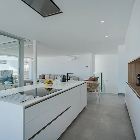 Willa Estandar 8- Casangular By Upper *