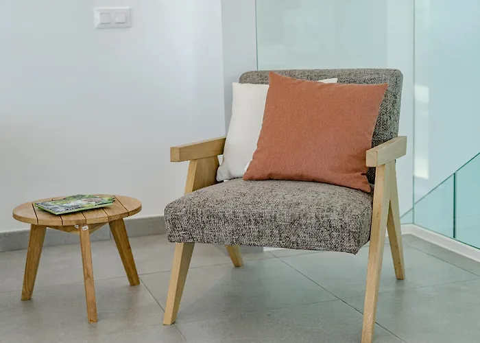 Estandar 8- Casangular By Upper Vila