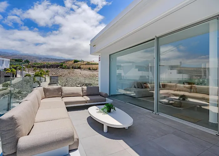 Estandar 8- Casangular By Upper Villa