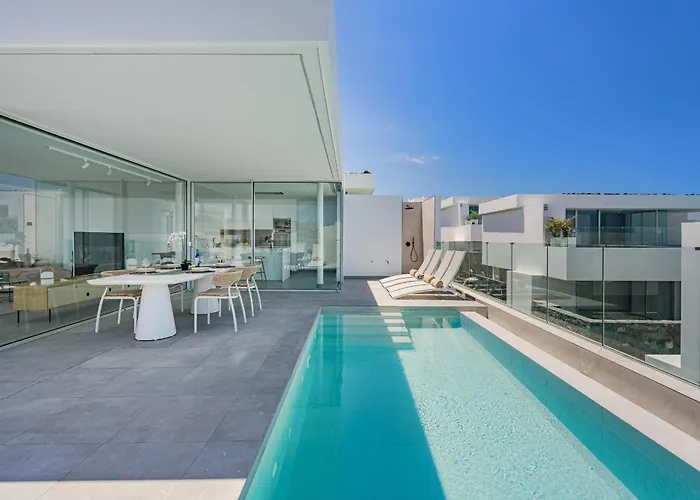 Estandar 8- Casangular By Upper * 阿德耶